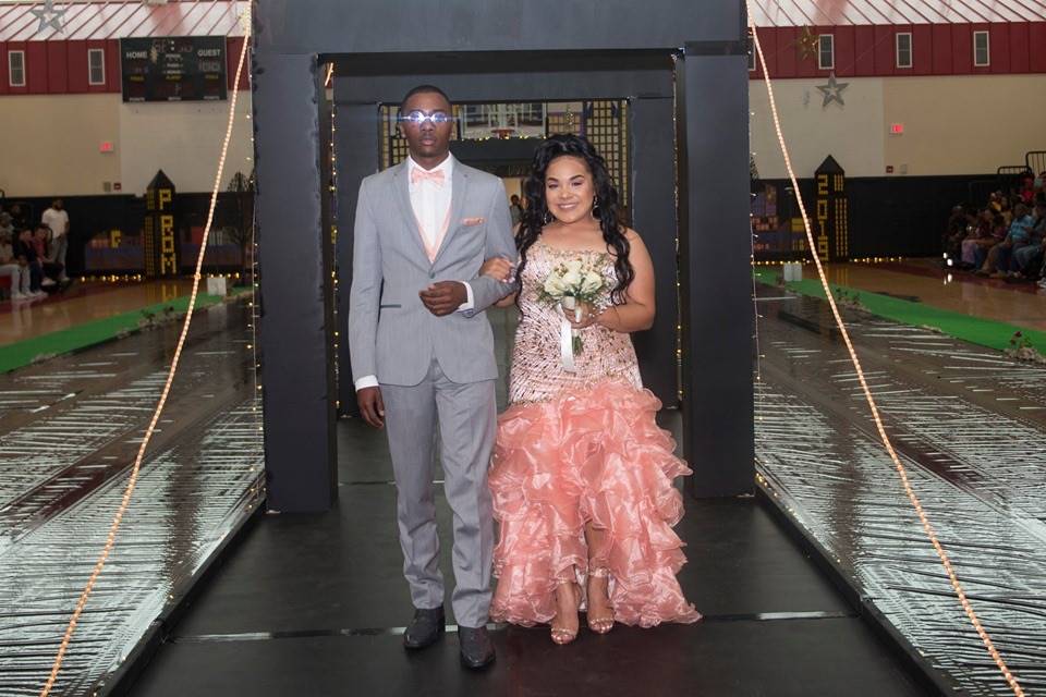 Grand March Couples (Prom 2019)