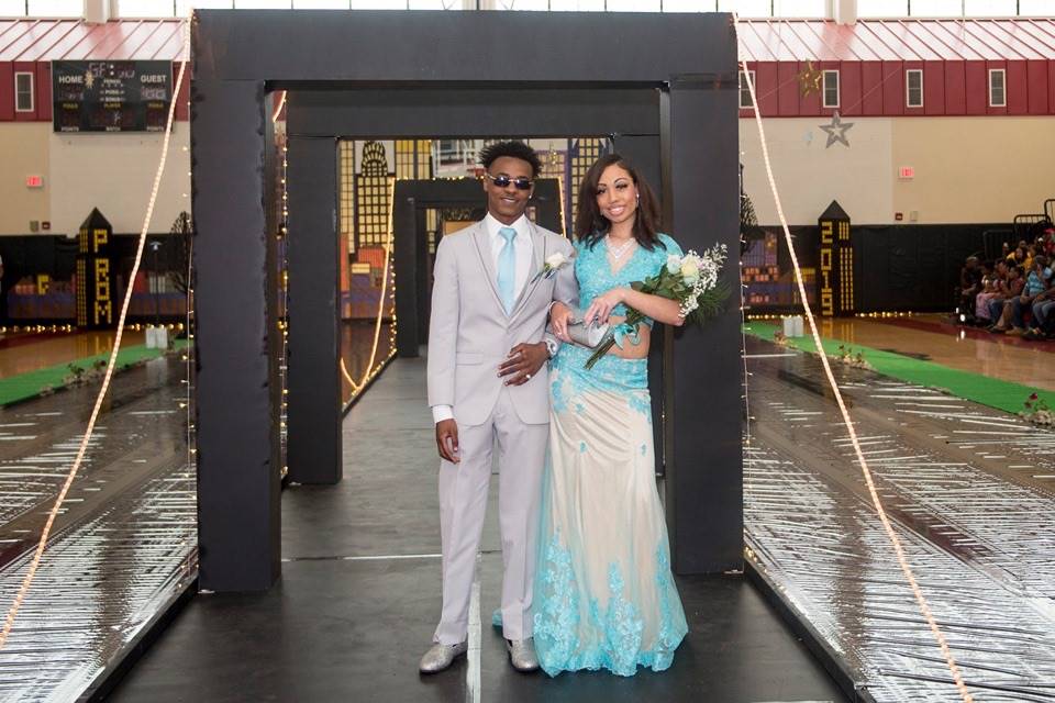 Grand March Couples (Prom 2019)