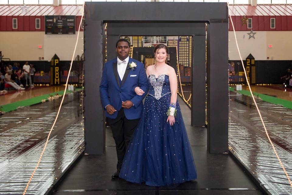 Grand March Couples (Prom 2019)