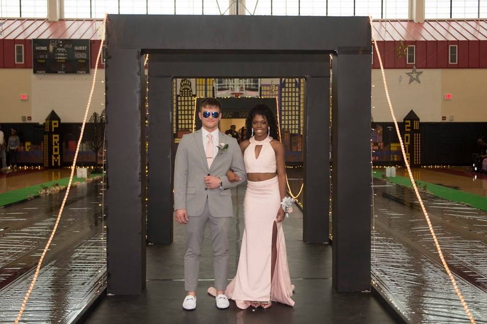 Grand March Couples (Prom 2019)