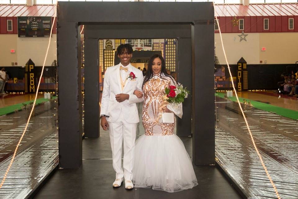 Grand March Couples (Prom 2019)