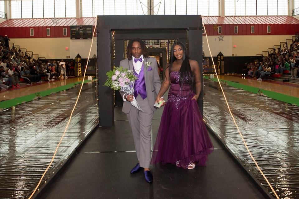 Grand March Couples (Prom 2019)