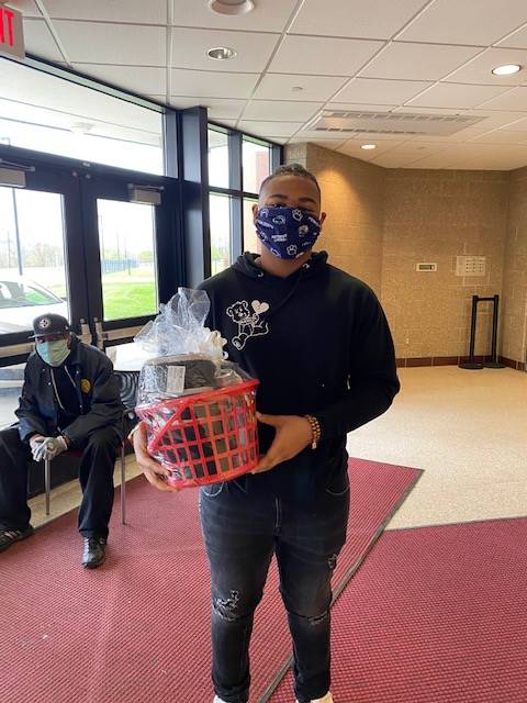 Student picking up their 2020 Senior Basket