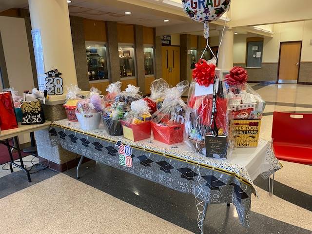 2020 Senior Baskets